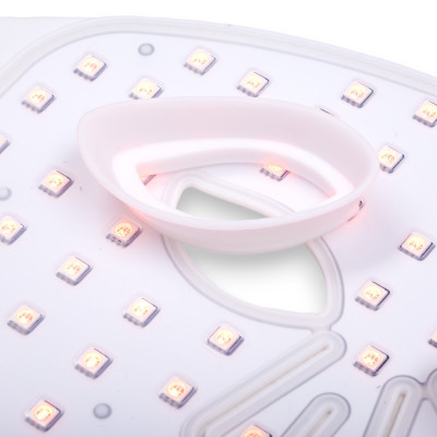 Maska LED do twarzy i szyi inSPORTline Santorina ∙ 100 diod ∙ 7 trybów kolorów ∙ ładowanie USB-C ∙ 3 poziomy intensywności