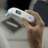 BRAUN IRT3030 THERMOSCAN® 3 Termometr elektroniczny do ucha dla dzieci i noworodków